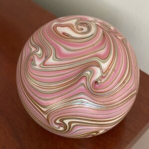 Stuart Abelman Rare Art Glass Iridescent Pulled Feather Paperweight 1989 Signed